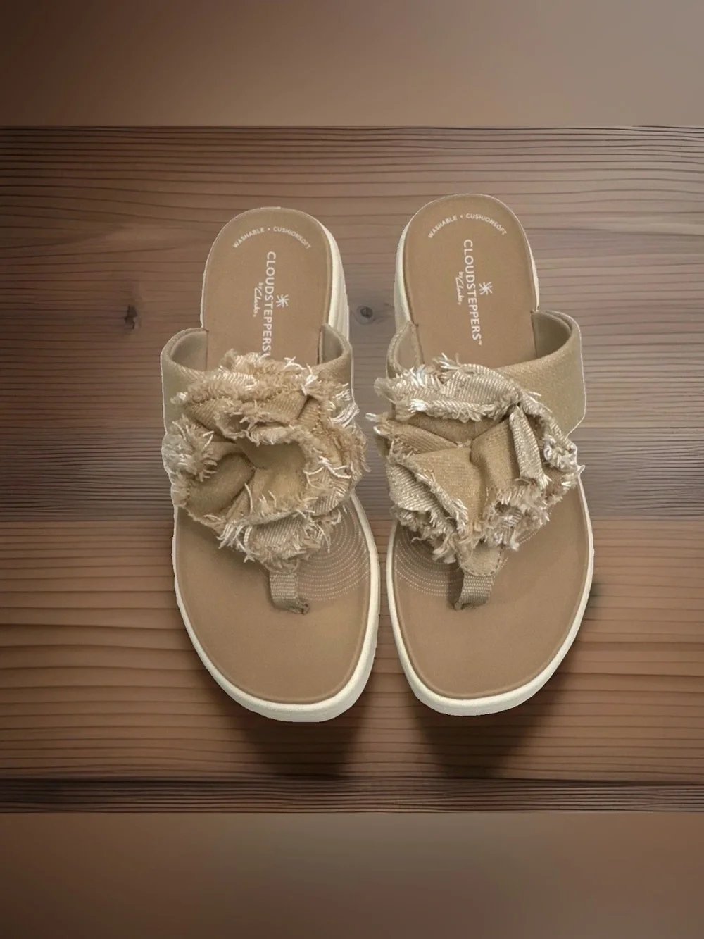 Clarks lightweight wedge